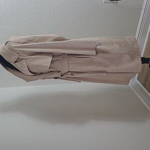 Zara Elegant Tan Trench Coat Size M